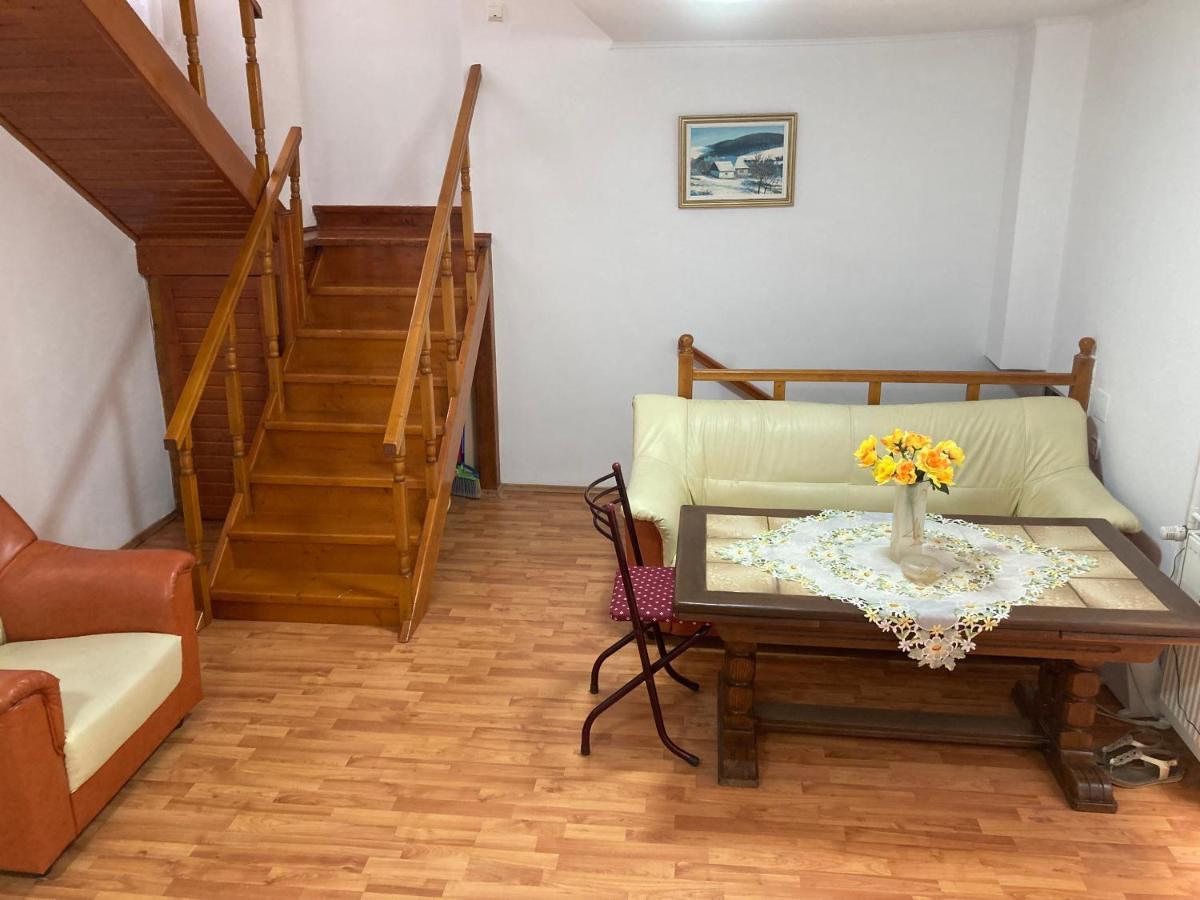 Ultracentral Apartment Near Moscovitz Palace Oradea Luaran gambar