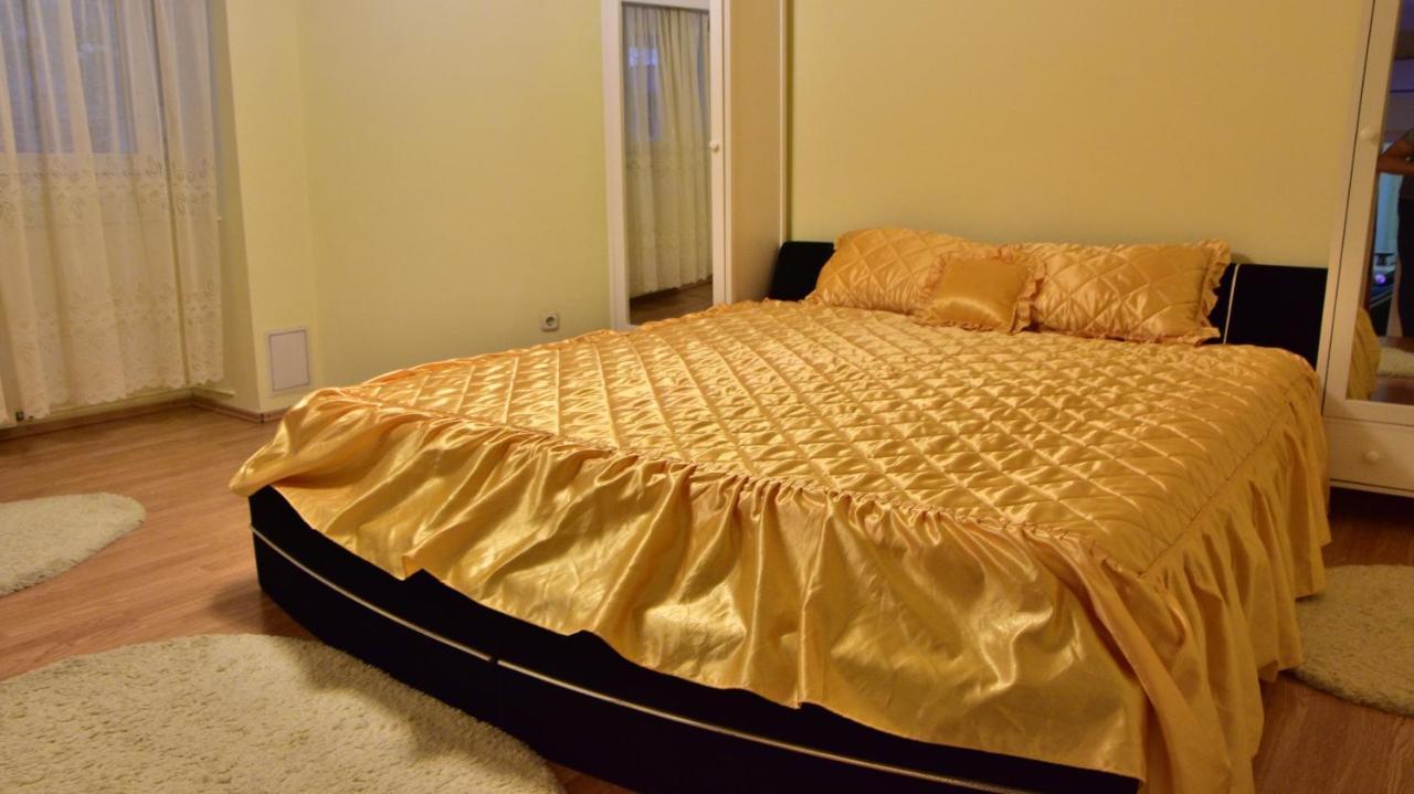 Ultracentral Apartment Near Moscovitz Palace Oradea Luaran gambar